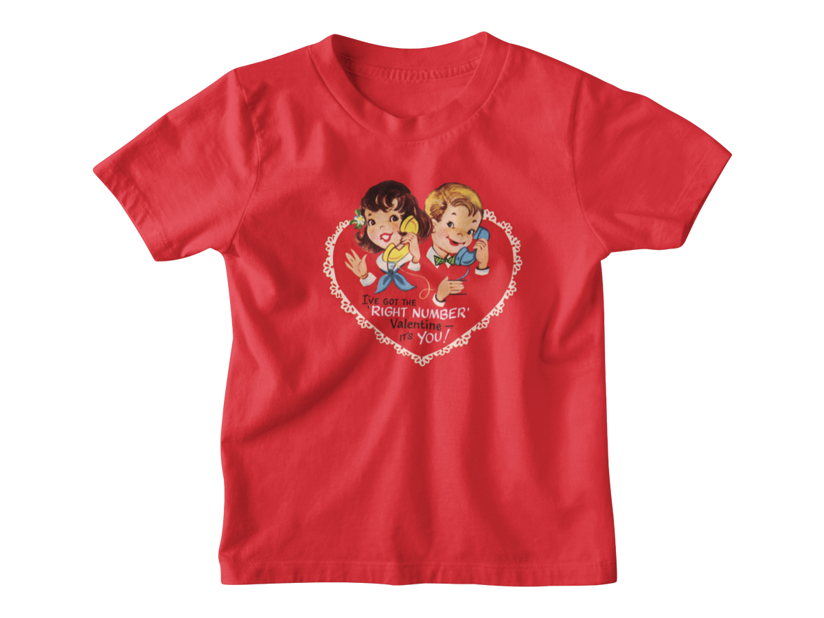 A red short-sleeve kids&